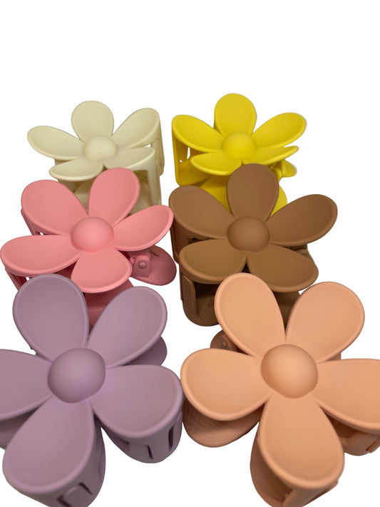 Blumen Haarspange groß matt