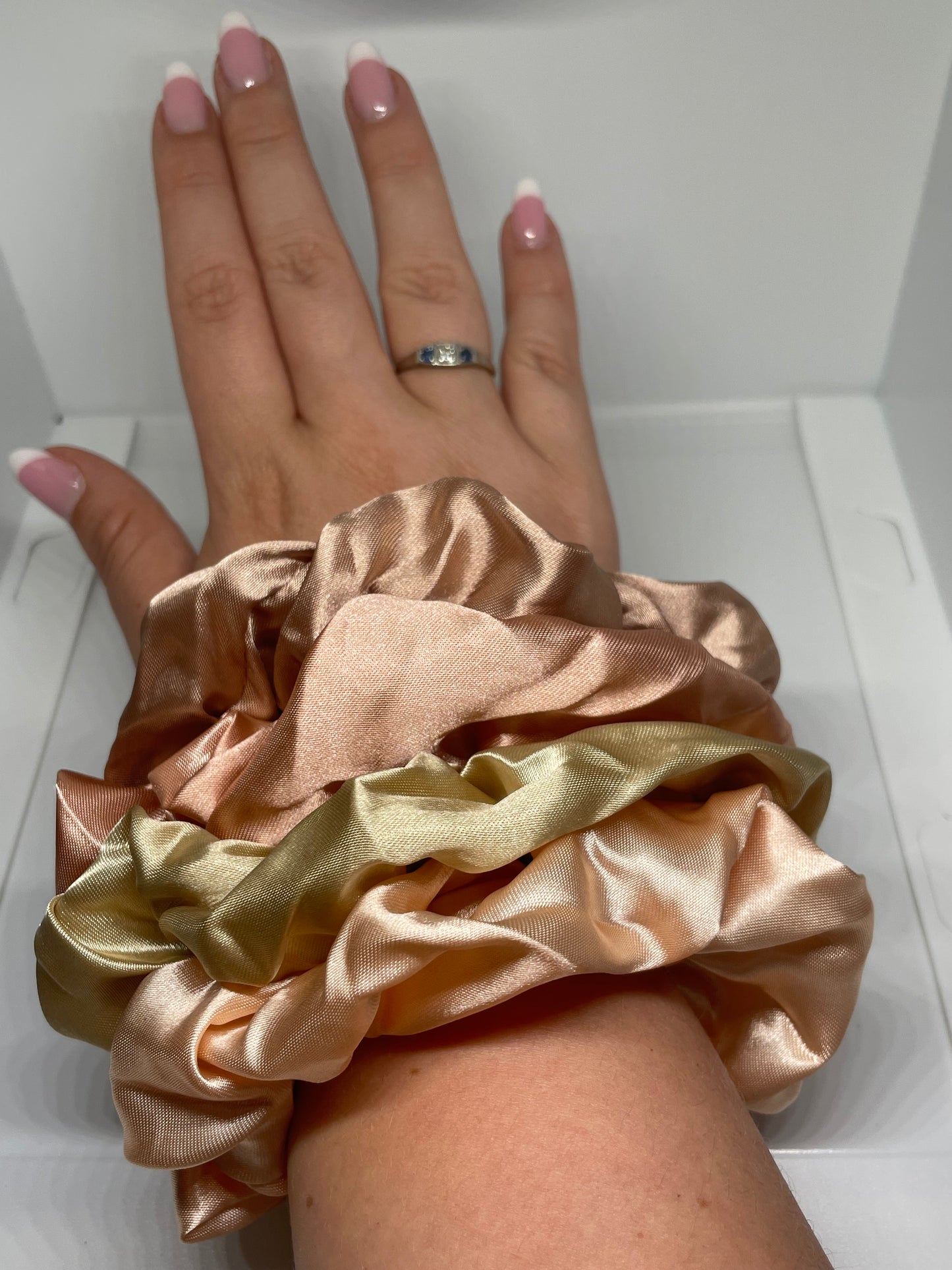 Seiden Scrunchie groß