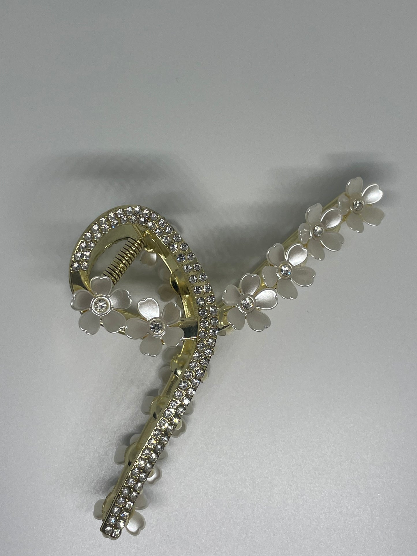 Barrette à cheveux en métal aspect perle