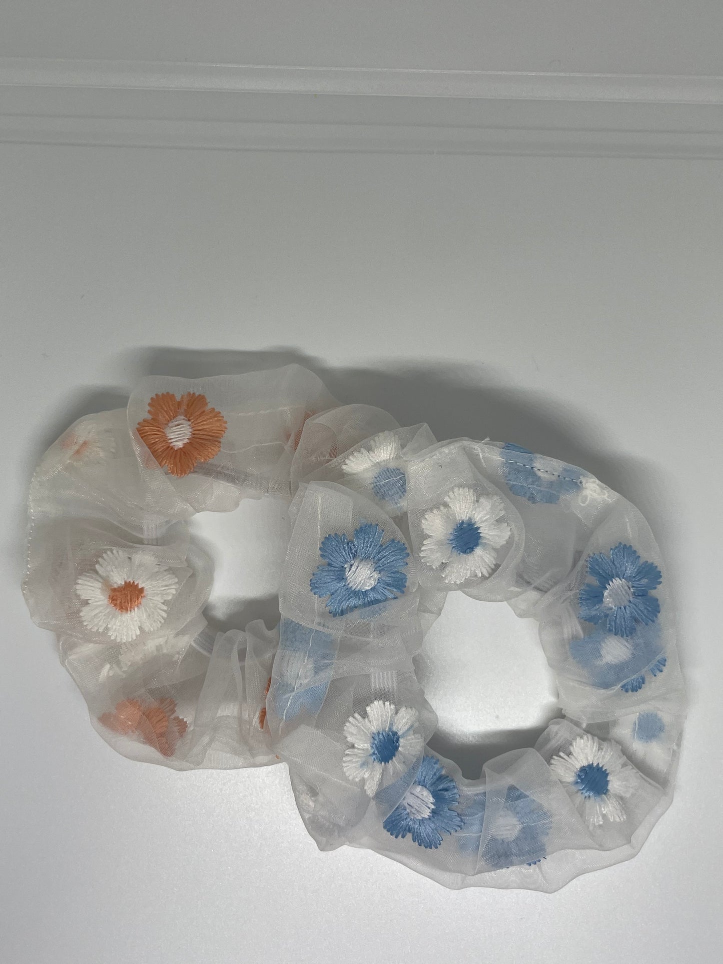 Blumen Scrunchie