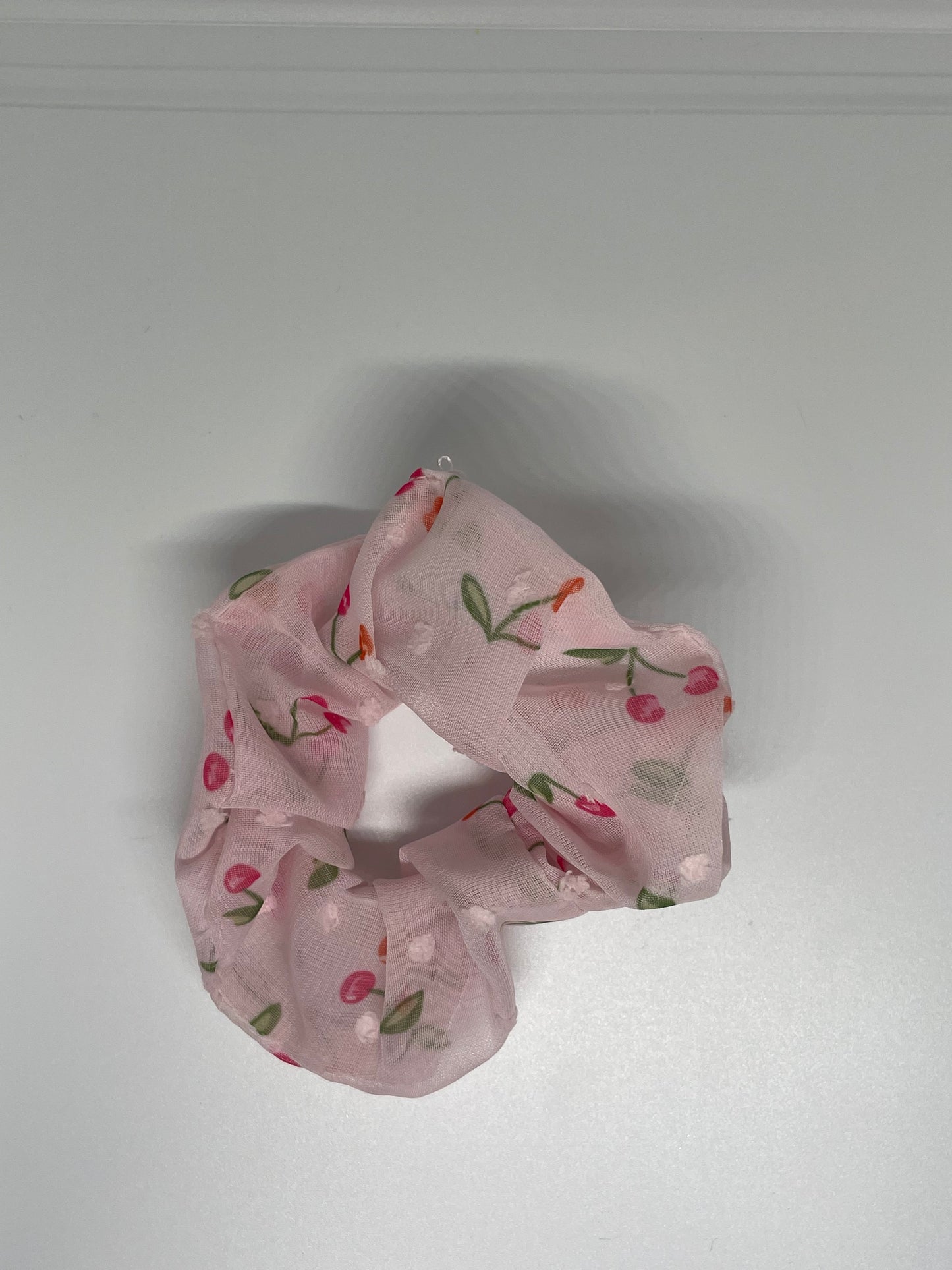 Scrunchie Cherry