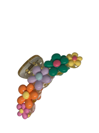 Haarklammer mit bunten Blüten